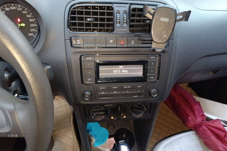 Volkswagen Polo 2018 immagine di auto #15