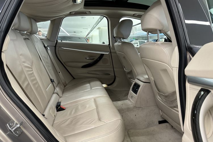 BMW 3 Series GT 2015 immagine di auto #15