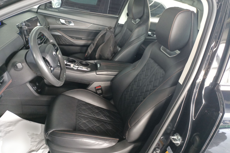 Changan UNI-K iDD 2022 car image #15