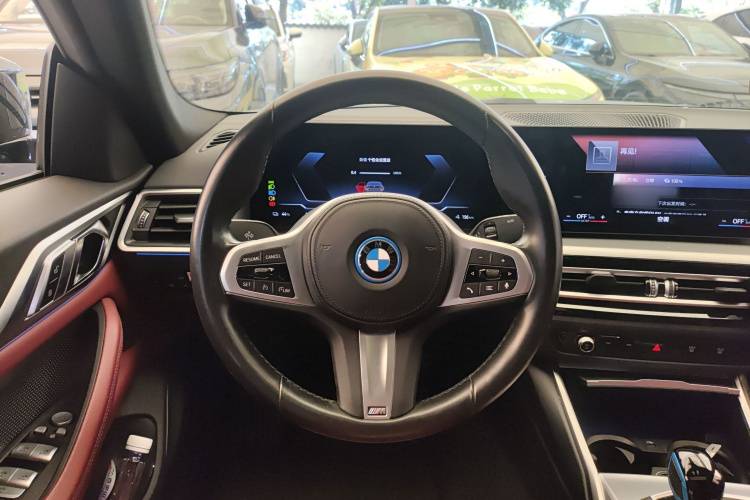 BMW i4 2022 car image #15