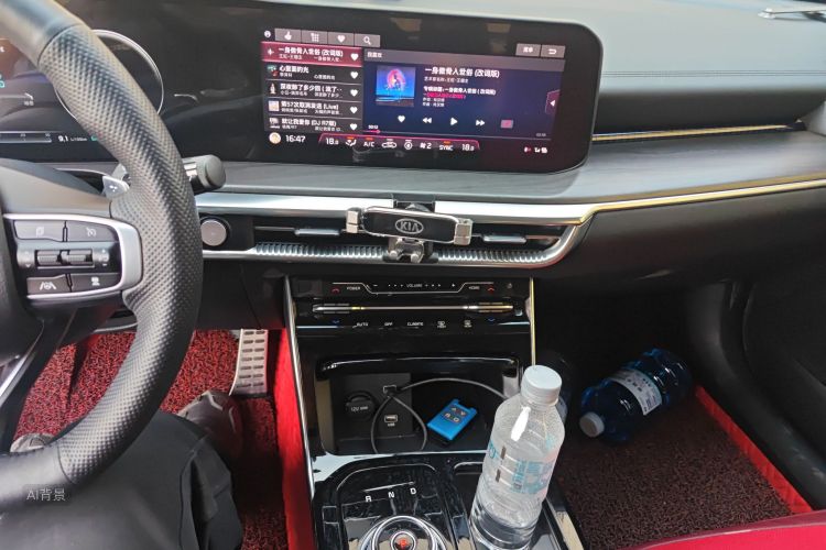 Kia K5 2021 immagine di auto #15