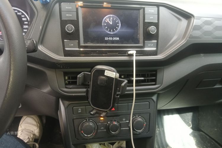 Volkswagen T-Cross 2020 #15 Volkswagen T-Cross 2020 immagine di auto #15