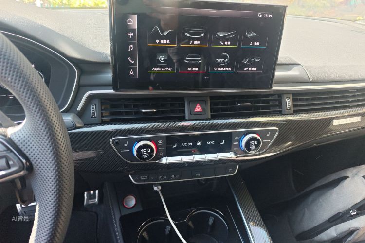 Audi S5 2019 car image #15