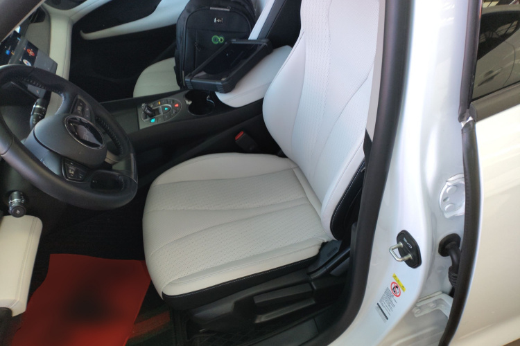 BYD Seal 05 DM-i 2025 car image #15