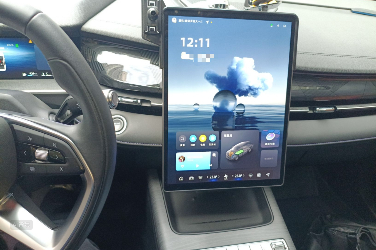 2024 car image #15