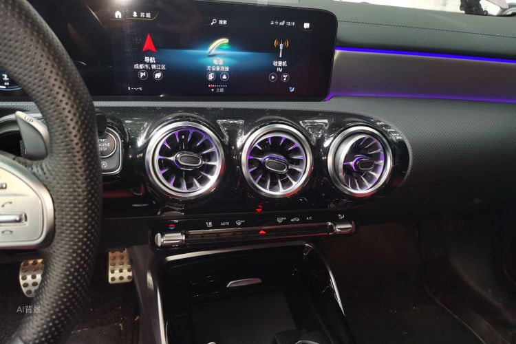 Mercedes-Benz CLA AMG 2023 صورة سيارة #15