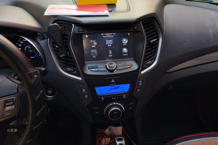 Hyundai Santa Fe 2014 car image #15