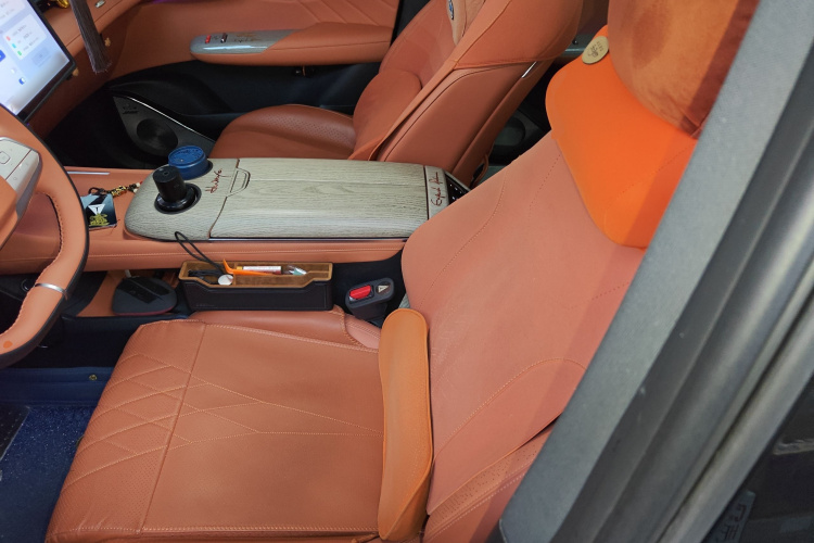 Deepal S07 2023 car image #15