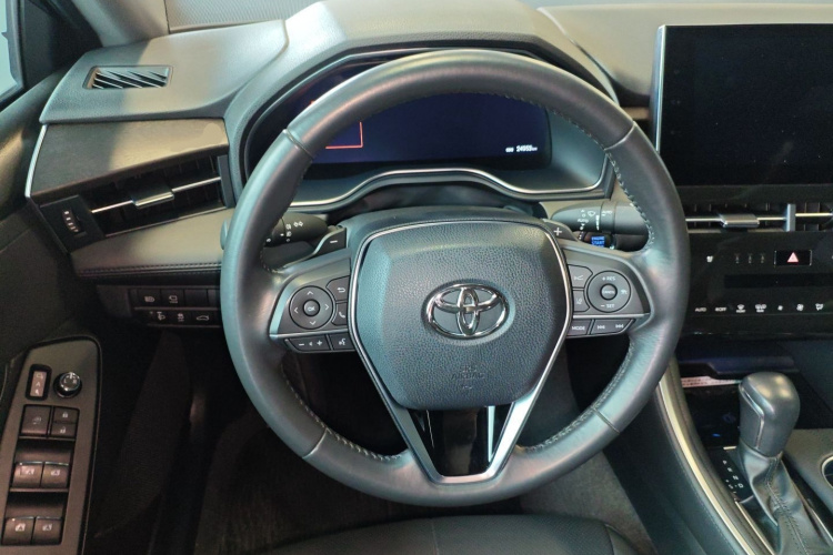 Toyota Avalon 2023 car image #15
