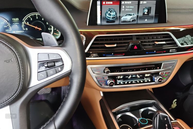 BMW 7 Series 2016 immagine di auto #15