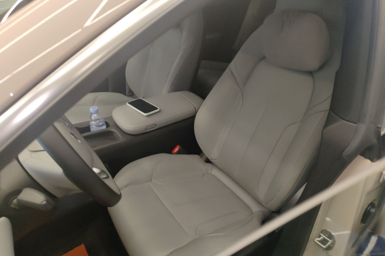 蔚来 蔚来ET5 2023 汽车图片 #15