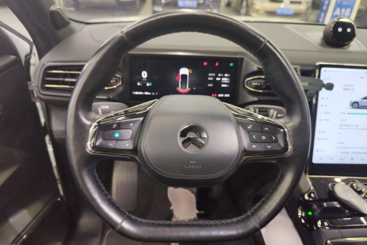 NIO ES8 2021 car image #15