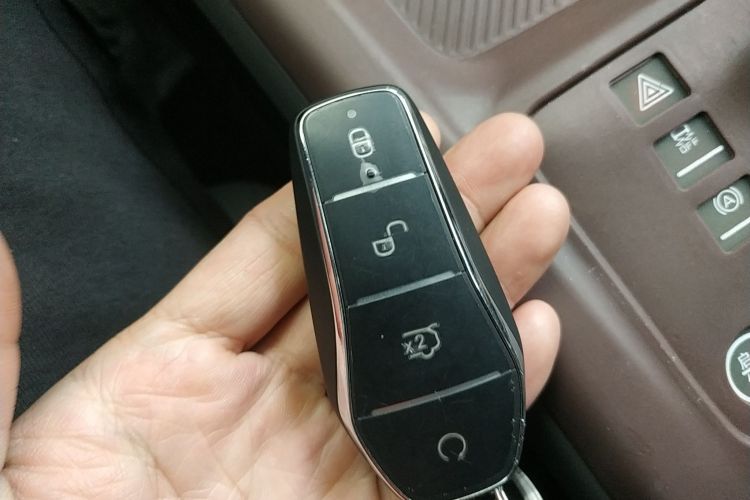 BYD Seal 07 DM-i 2024 صورة سيارة #15