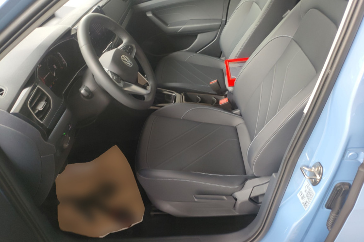 Volkswagen Tharu 2024 car image #15