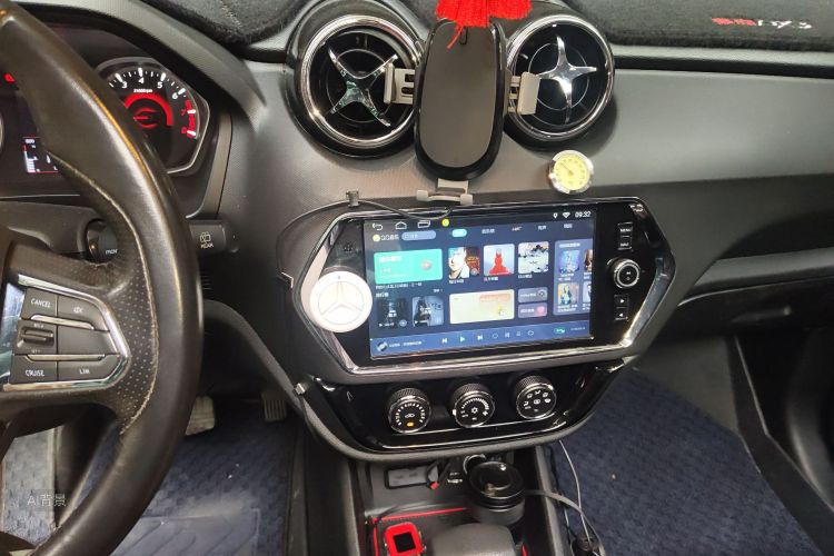 Soueast DX3 2017 car image #15