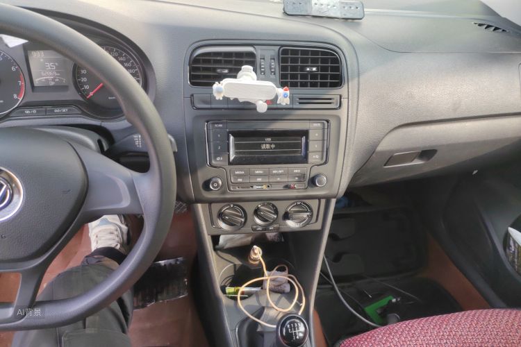 Polo 2015 #15 Polo 2015 car image #15