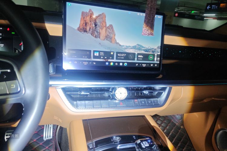 Tank 500 2023 immagine di auto #15