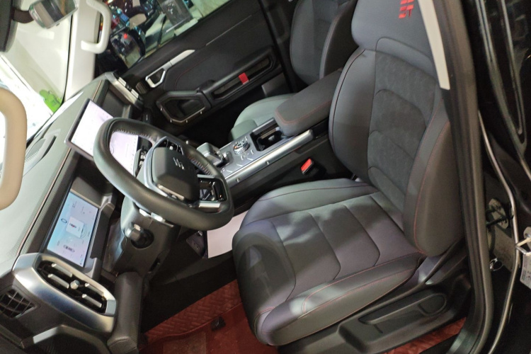 Jetour Traveller 2023 car image #15