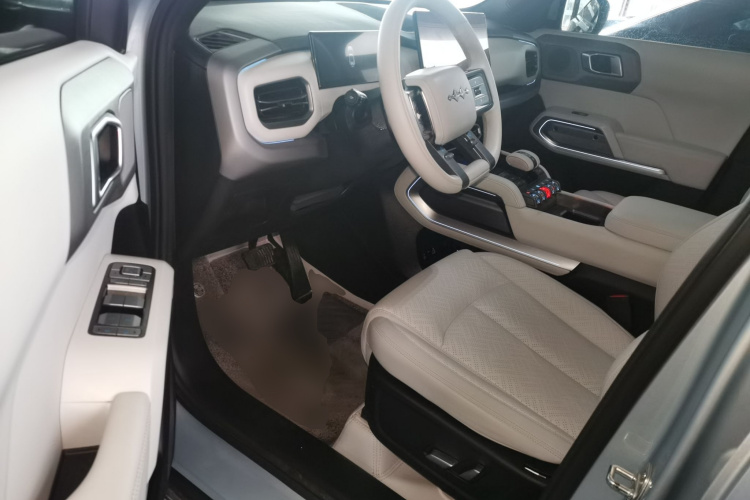 FangChengBao Tiger 3 2025 car image #15