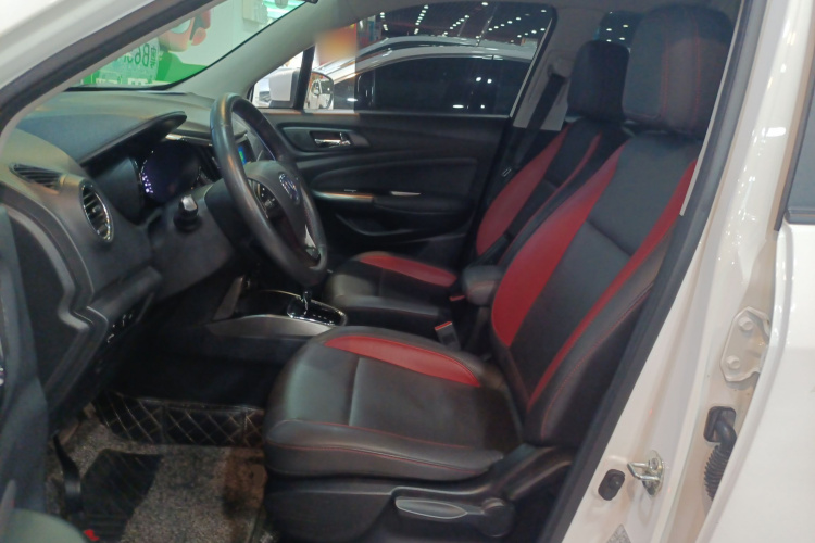 Changan CS15 2017 immagine di auto #15