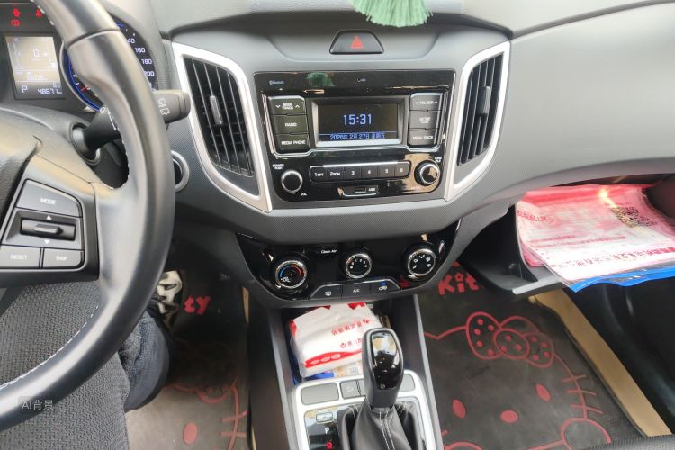 Hyundai ix25 2018 #15 Hyundai ix25 2018 car image #15