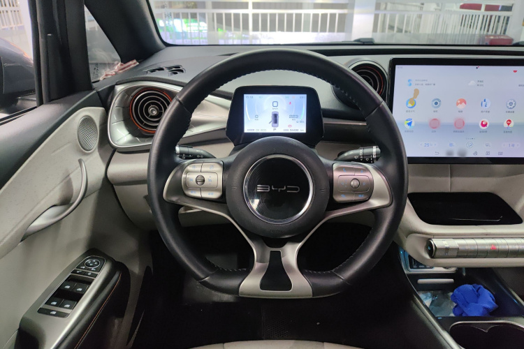 BYD Dolphin 2022 #15 BYD Dolphin 2022 car image #15