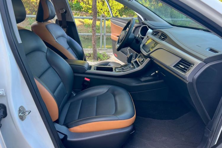 GEELY Emgrand GL 2020 car image #15