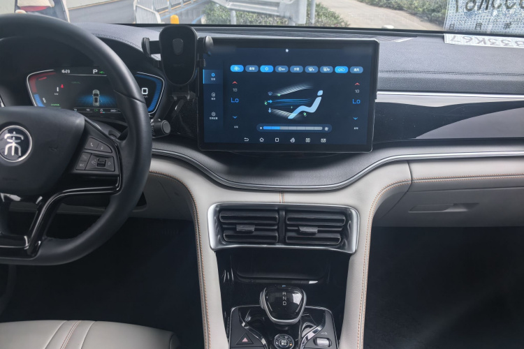 BYD Song Plus New Energy 2022 car image #15