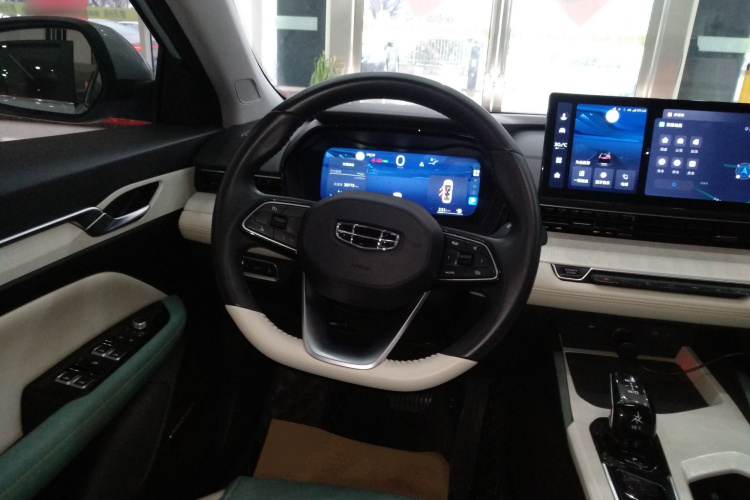 GEELY Emgrand L HiP 2023 صورة سيارة #15