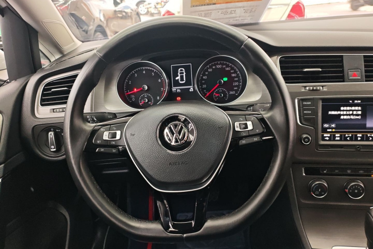 Volkswagen Golf 2017 #15 Volkswagen Golf 2017 car image #15