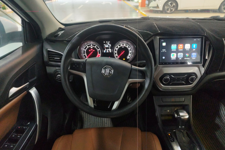 MG GT 2016 imagen de coche #15