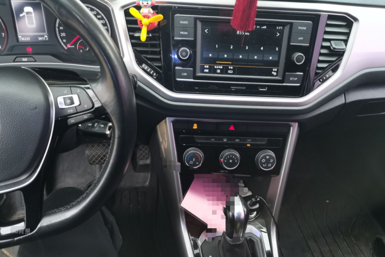 T-Roc 2020 car image #15