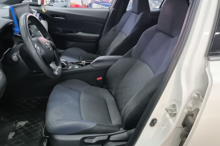 Toyota C-HR EV 2021 car image #15