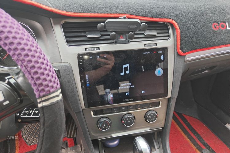 Volkswagen Golf 2015 car image #15