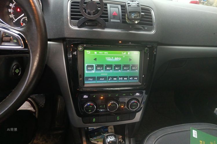 Skoda Yeti 2016 car image #15