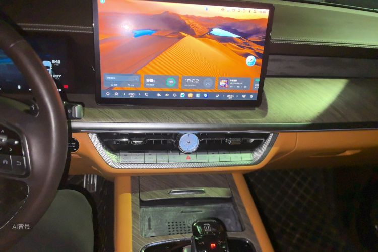 Tank 500 2022 immagine di auto #15