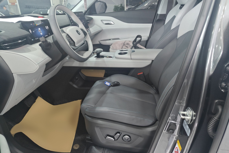 Changan UNI-Z 2024 car image #15