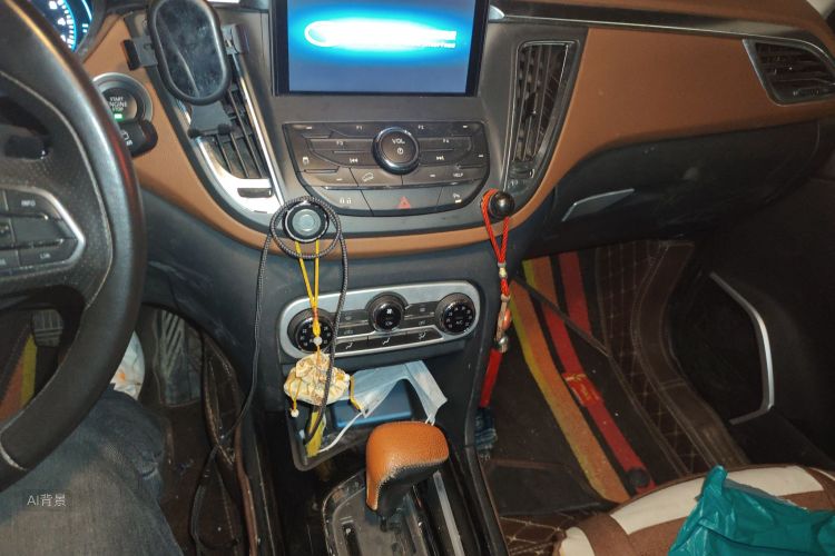 Soueast DX7 2017 car image #15