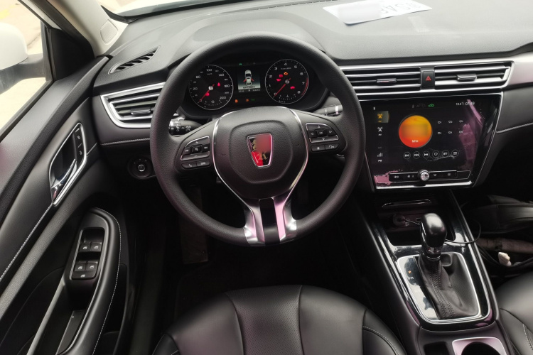 Roewe i5 2018 car image #15