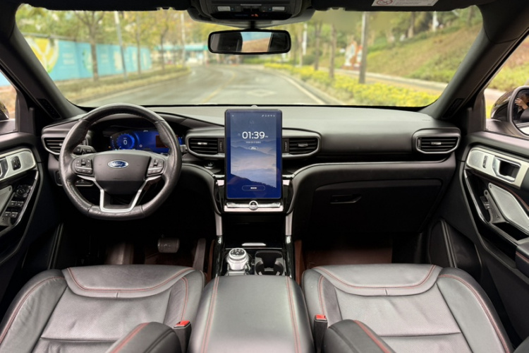 Ford Explorer 2020 image de voiture #15