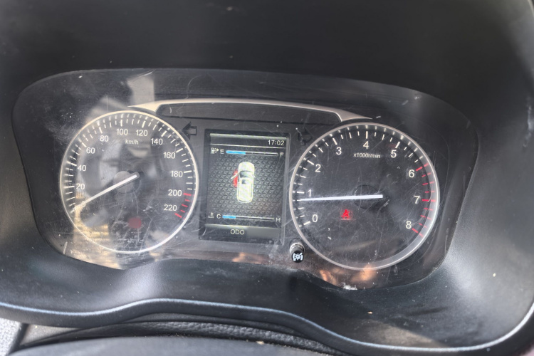 SWM斯威汽车 SWM斯威X7 2017 汽车图片 #15