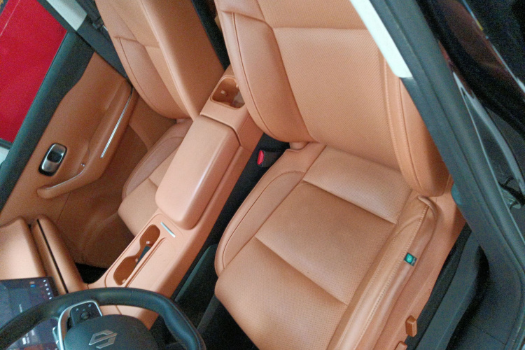 Leapmotor C16 2025 car image #15