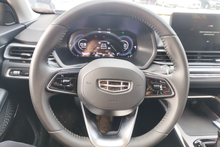 GEELY Emgrand 2022 car image #15