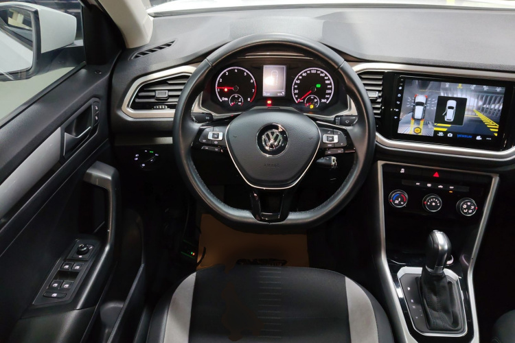 T-Roc 2020 car image #15