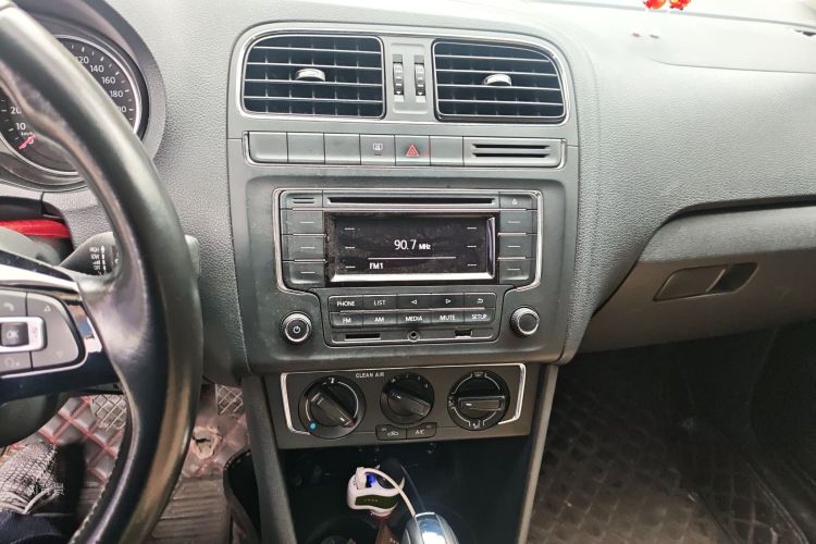 Polo 2017 #15 Polo 2017 car image #15