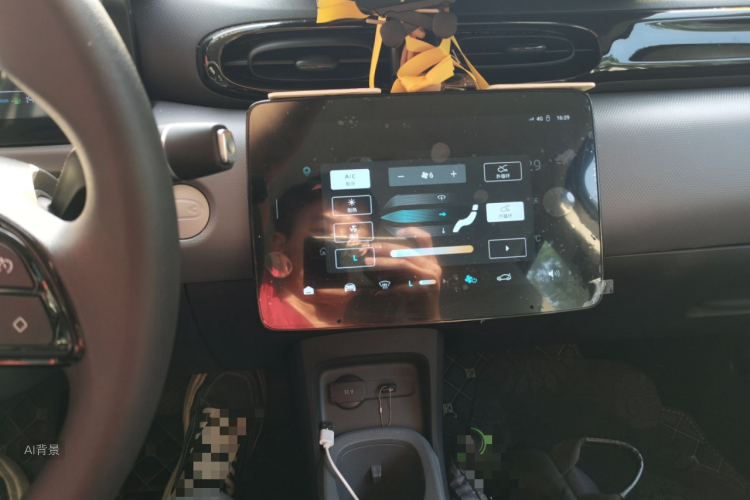 零跑汽车 零跑T03 2024 汽车图片 #15