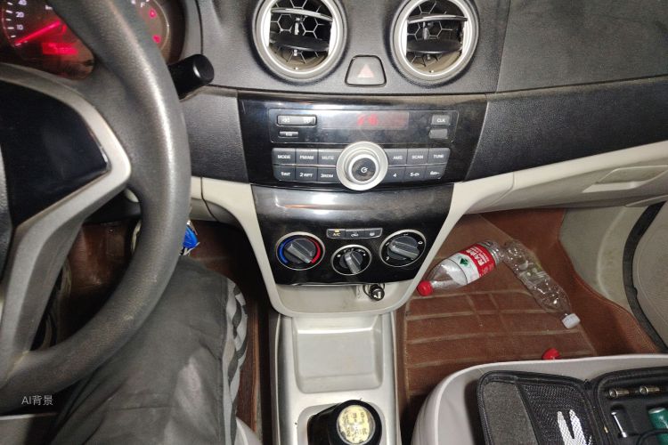 Changan Alsvin V3 2016 imagem de carro #15