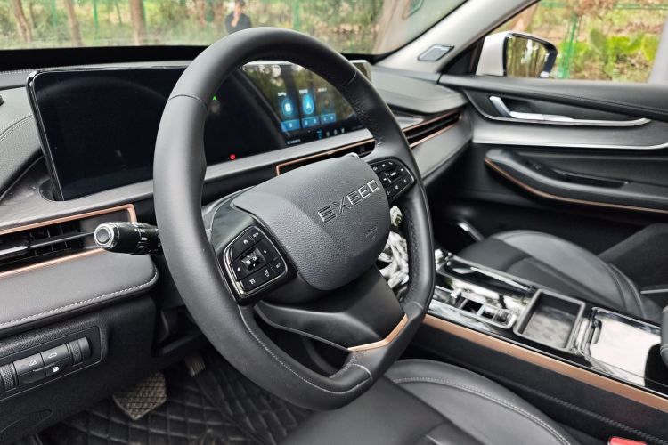 Exceed Chasing Wind C-DM 2023 صورة سيارة #15