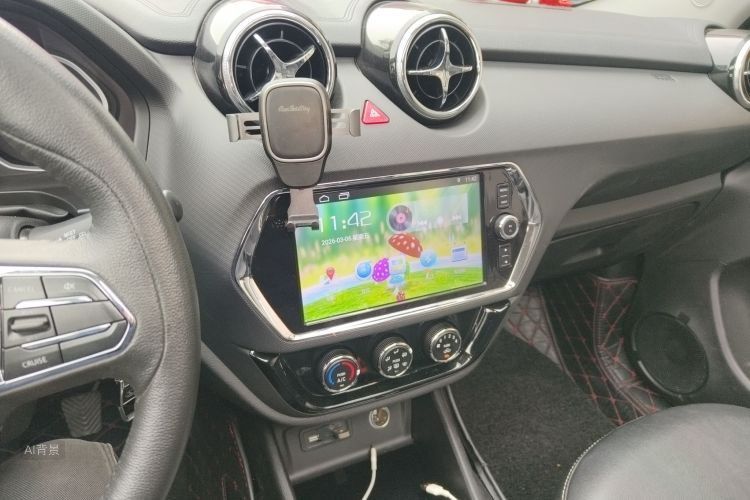 Soueast DX3 2020 car image #15