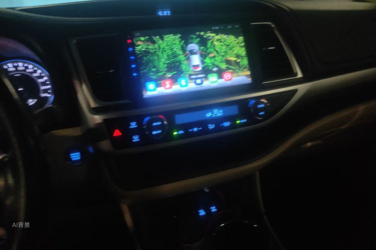 Toyota Highlander 2018 #15 Toyota Highlander 2018 car image #15